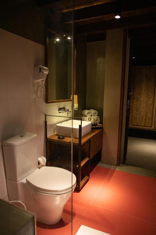 Lake Avenue Hotel קנדי מראה חיצוני תמונה