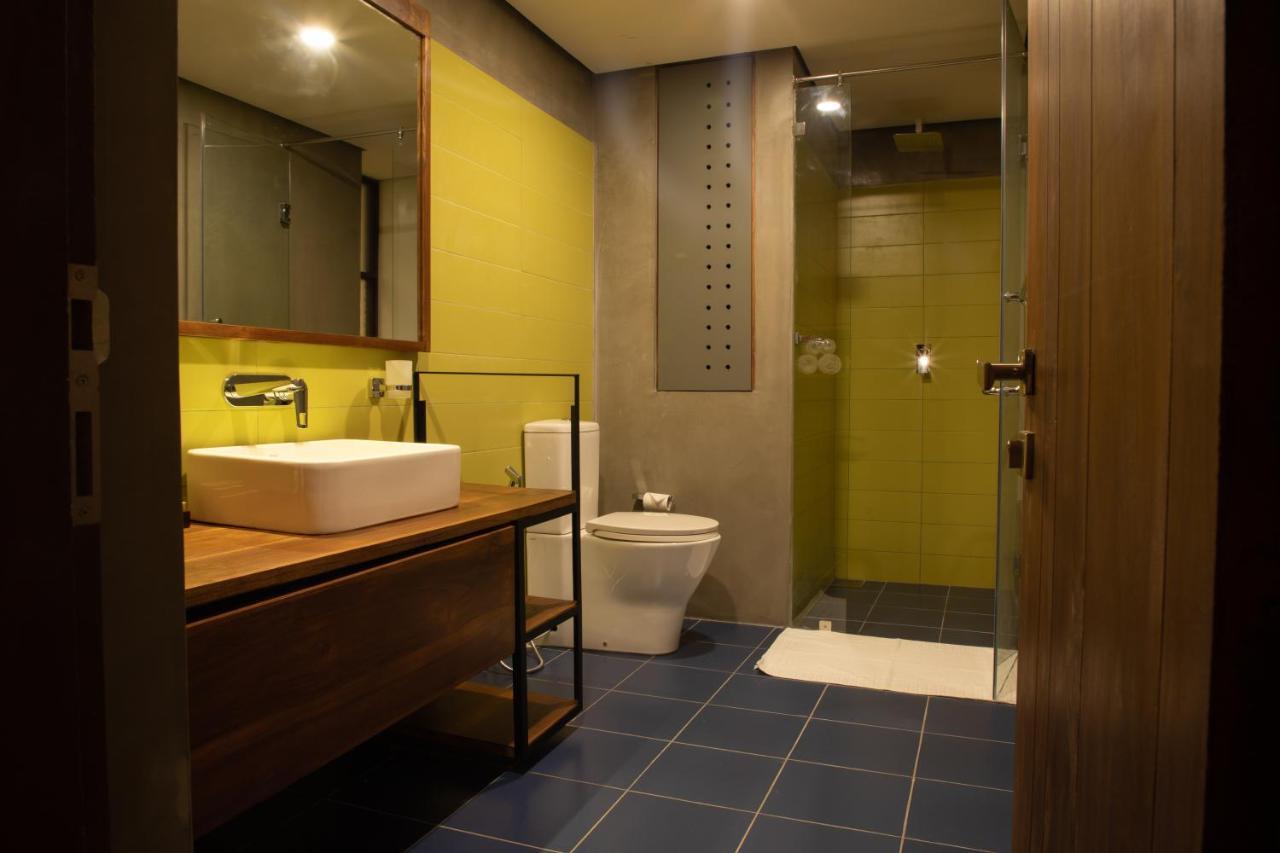 Lake Avenue Hotel קנדי מראה חיצוני תמונה